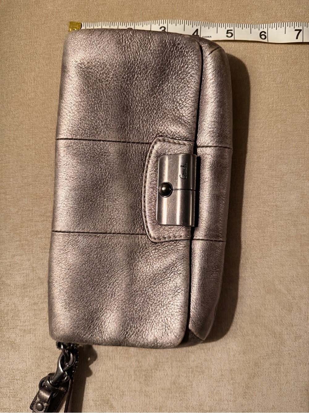 Y2K COACH Kristin Metallic Bronze Leather Flap Wristlet Clutch - Picture 11 of 11
